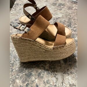 Dolce Vita Tan Wedge Sandals with Snakeskin Accent